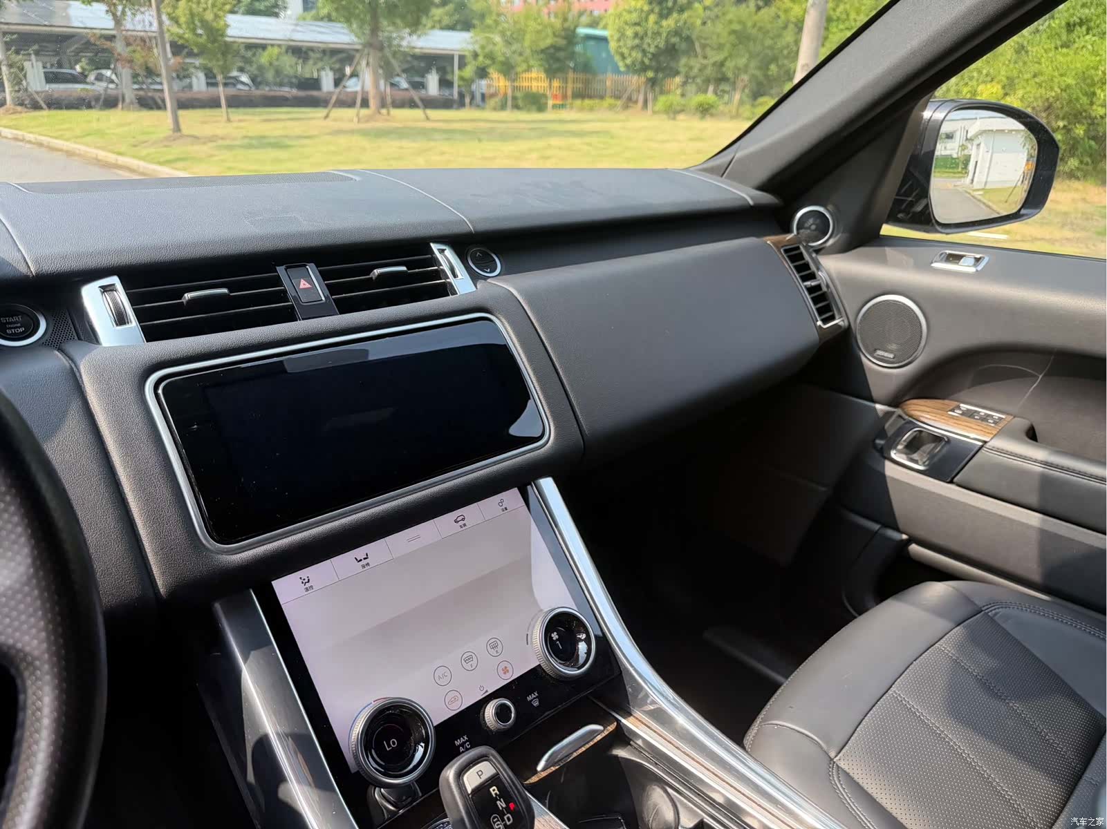 Land Rover Range Rover, 2019 19