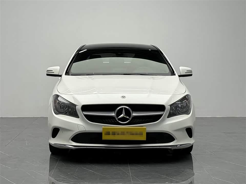 Mercedes-Benz CLA