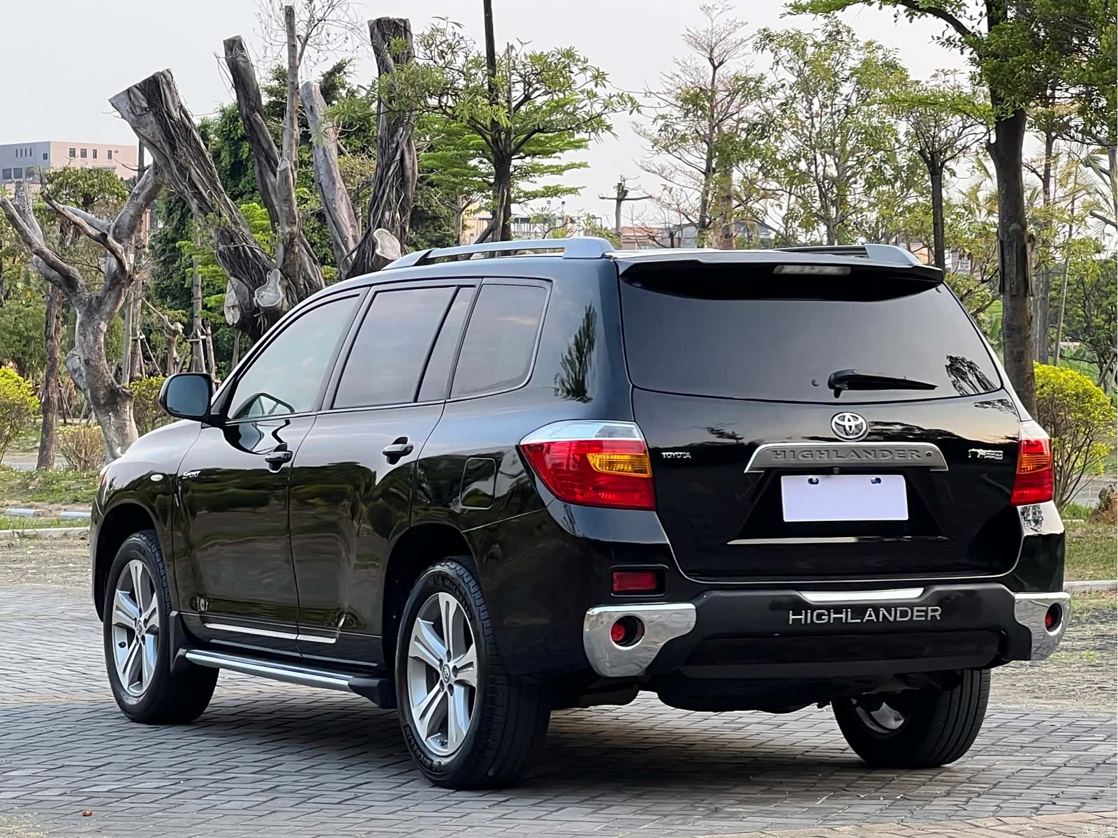 Toyota Highlander, 2011 4