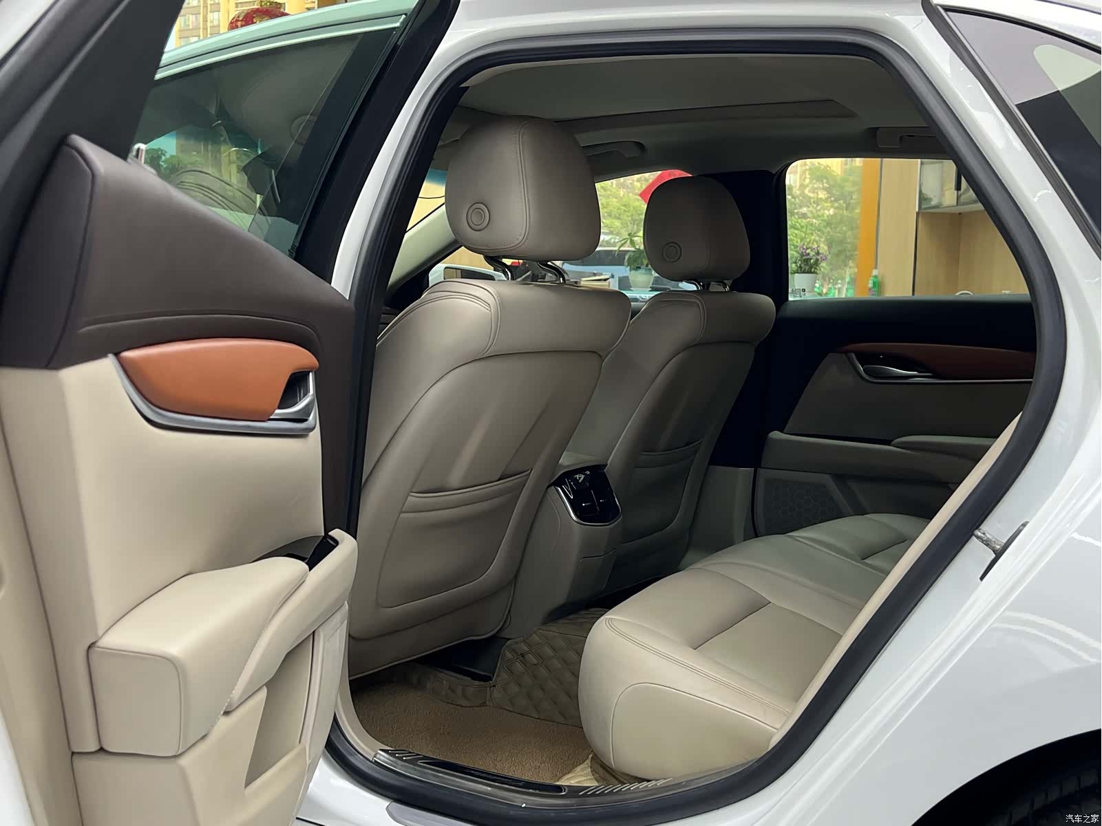 Cadillac XTS, 2016 9