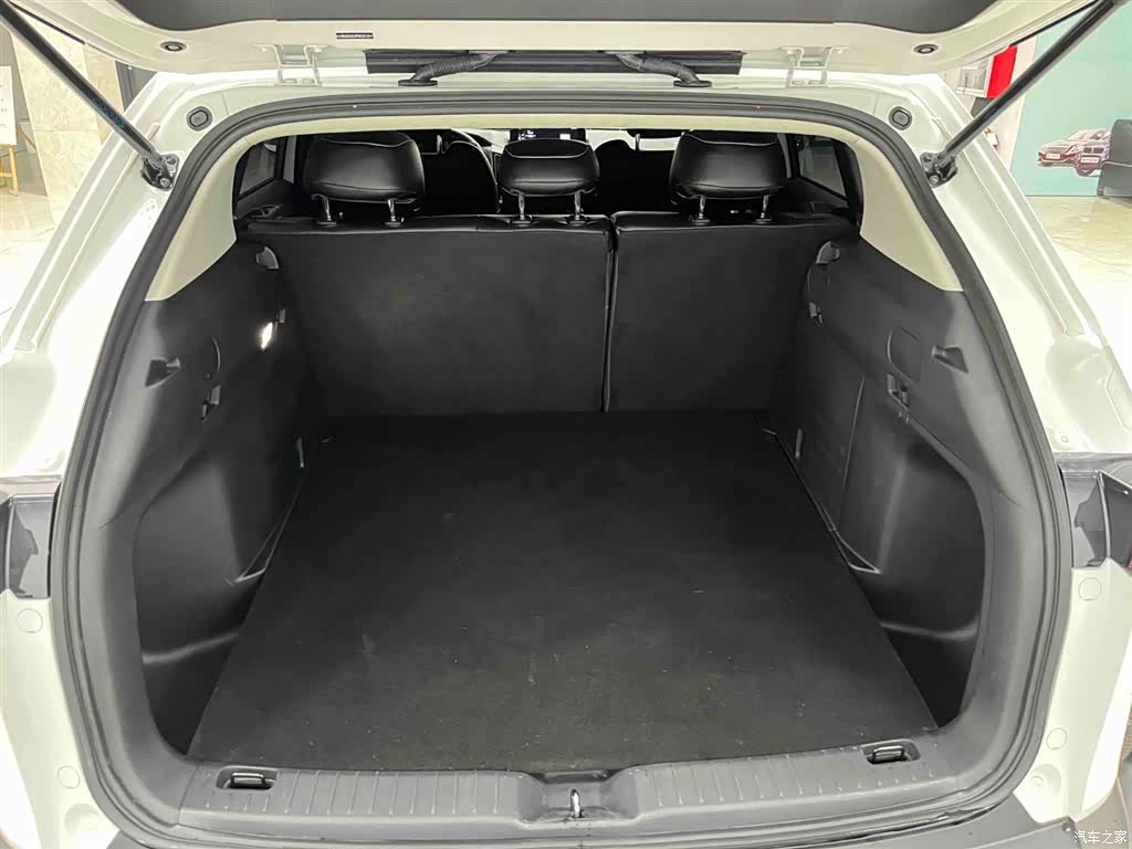 Mazda CX-50, 2023 15