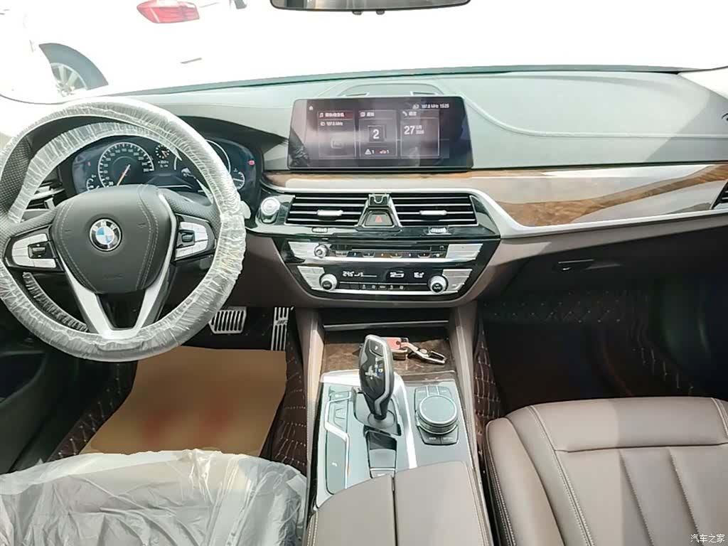 BMW 5 Series, 2018 10