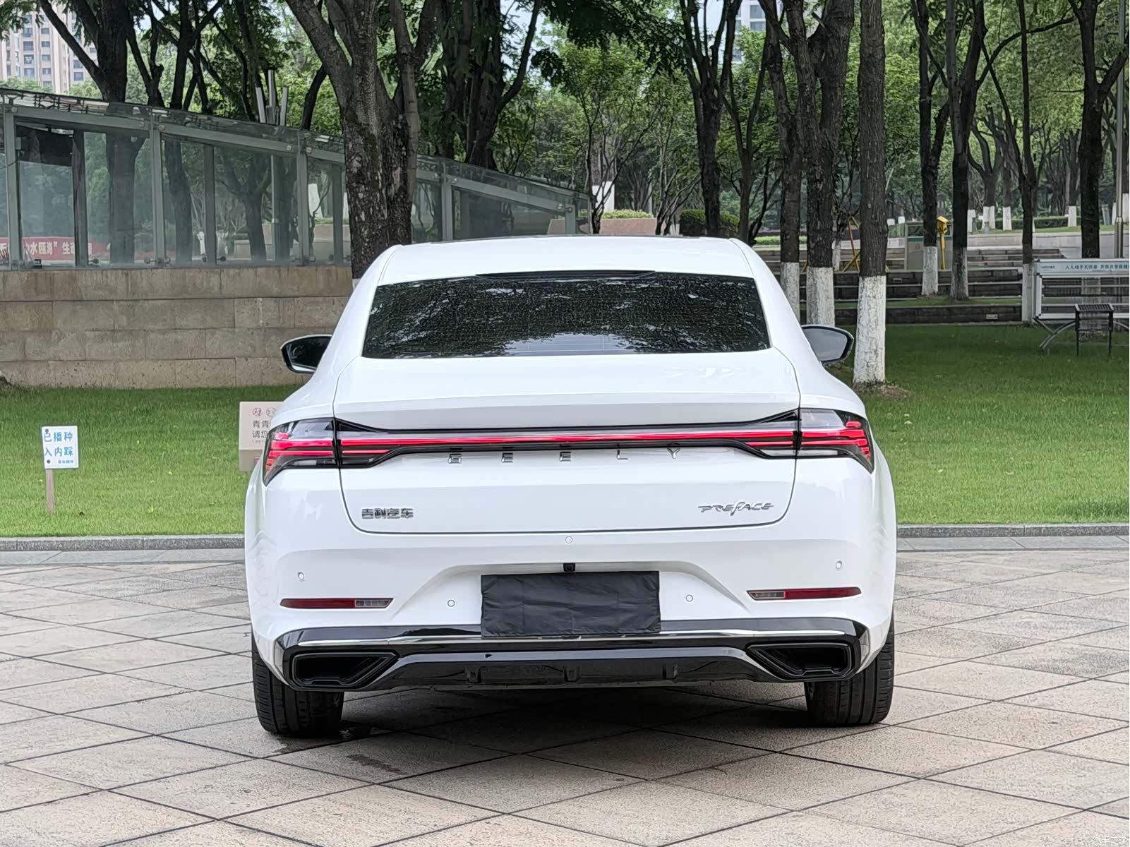 Geely Preface, 2025 15