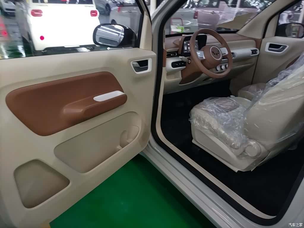 Wuling MINIEV, 2026 16