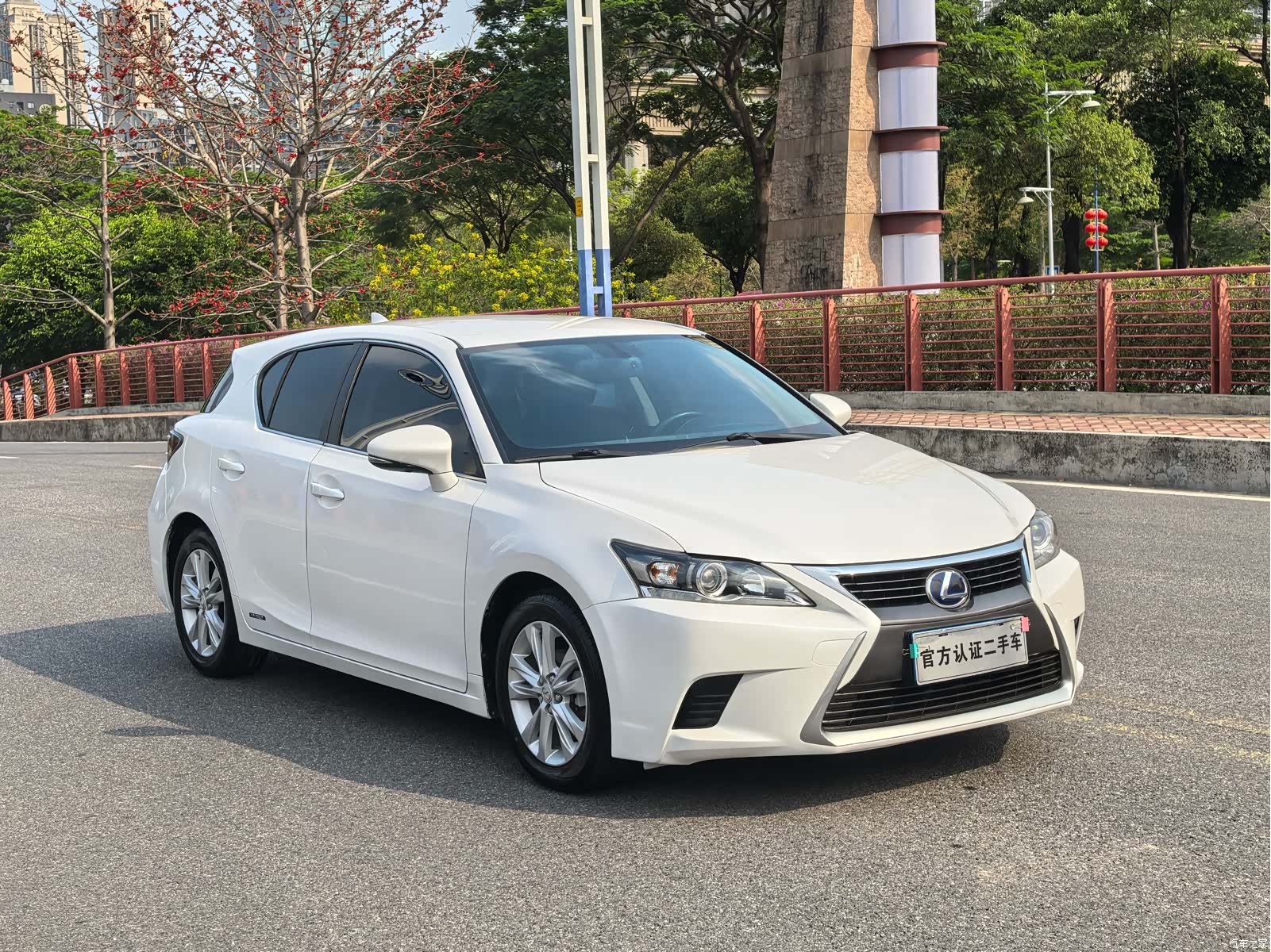 Lexus CT, 2015 3