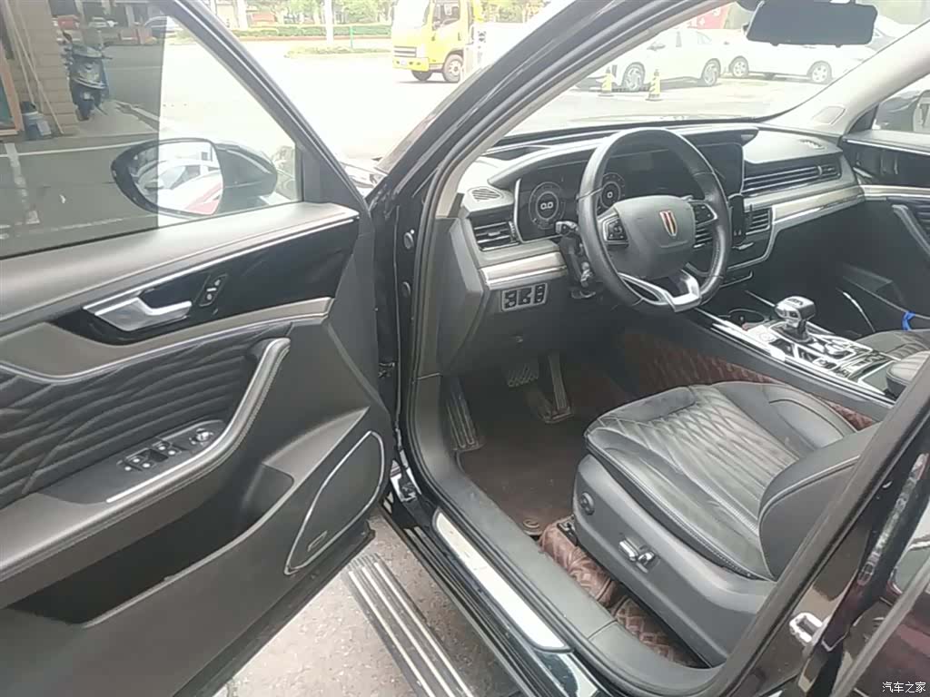 Hongqi HS5, 2022 16