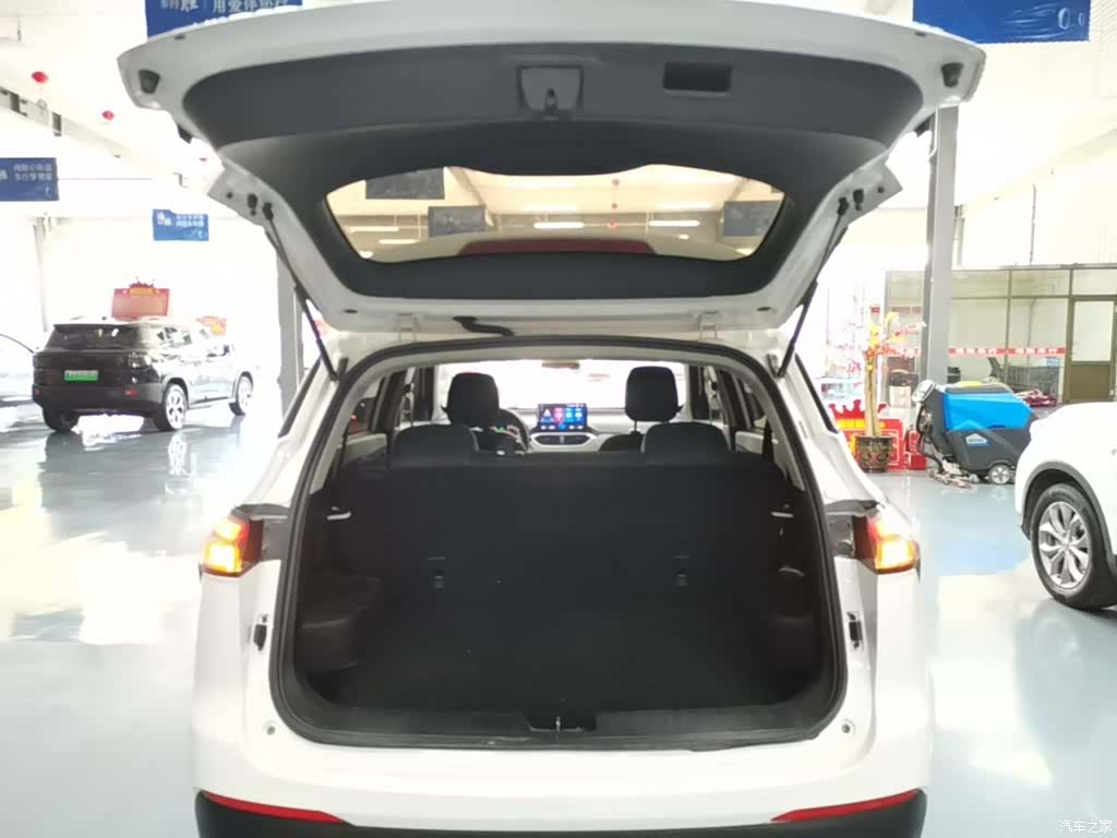 Wuling 510, 2021 19