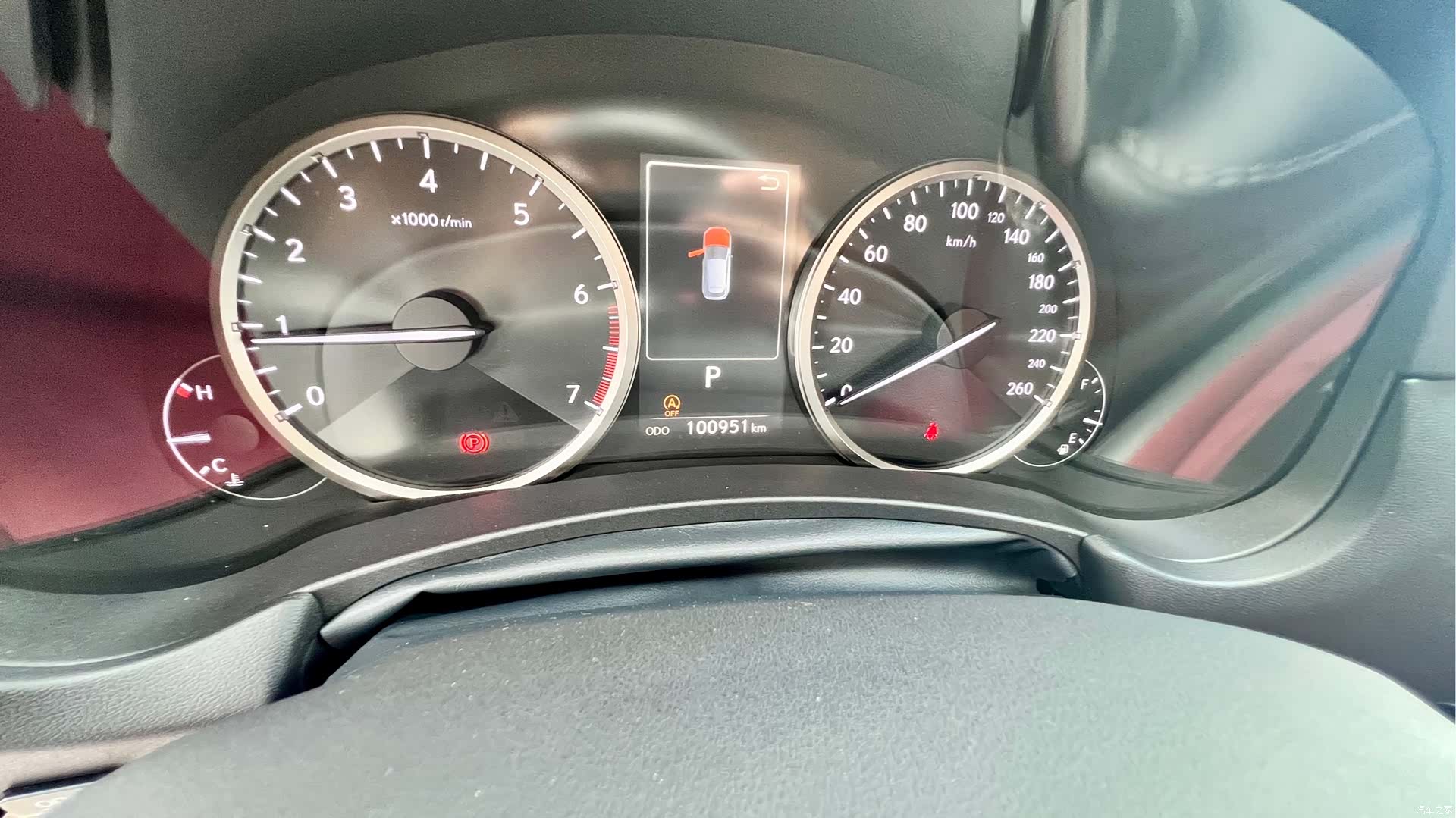 Lexus NX, 2019 14