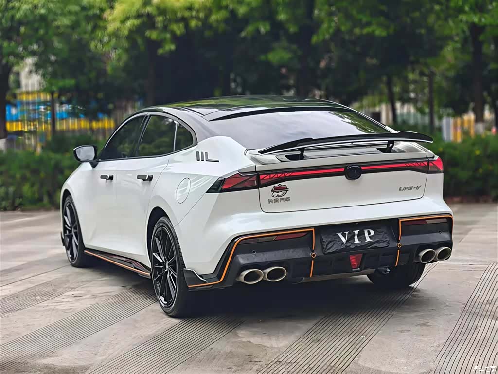 Changan UNI-V, 2023 9