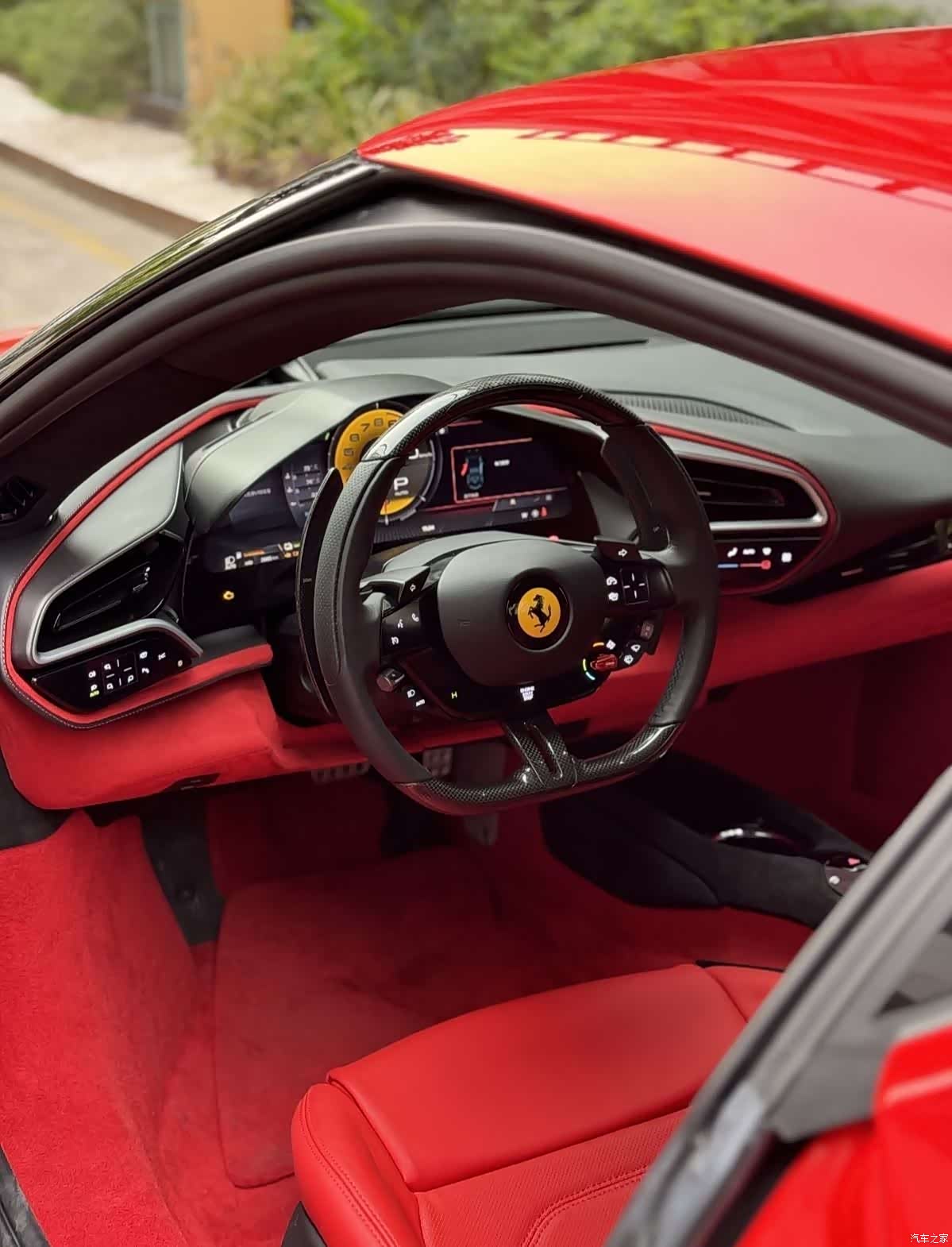 Ferrari 296, 2024 4