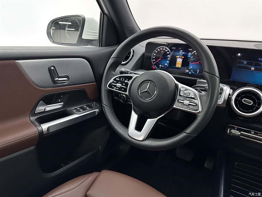 Mercedes-Benz GLB, 2023 10