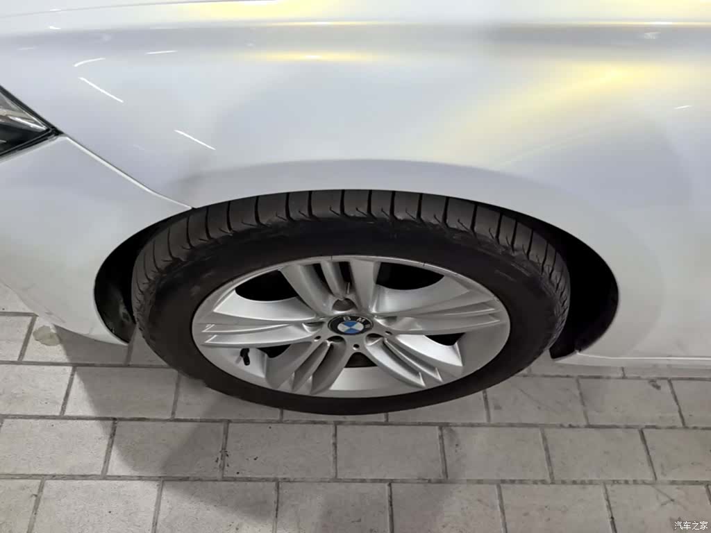 BMW 3 Series, 2016 23