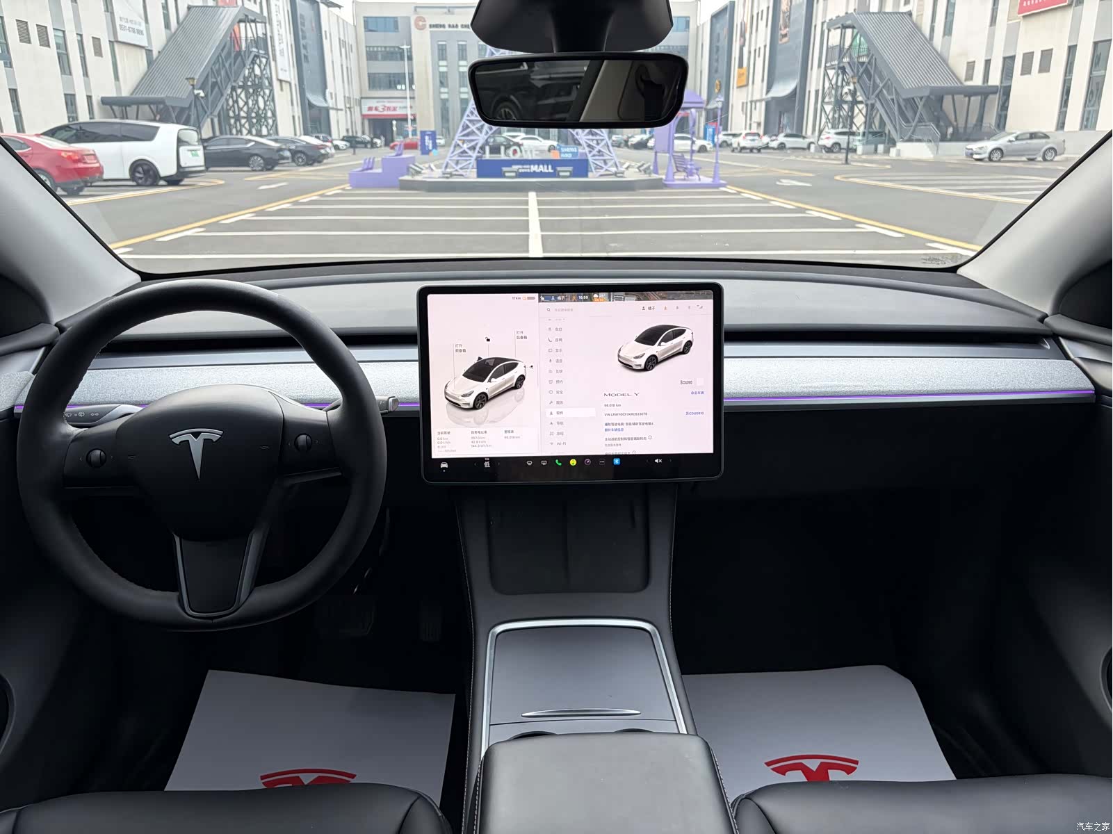 Tesla Model Y, 2024 14