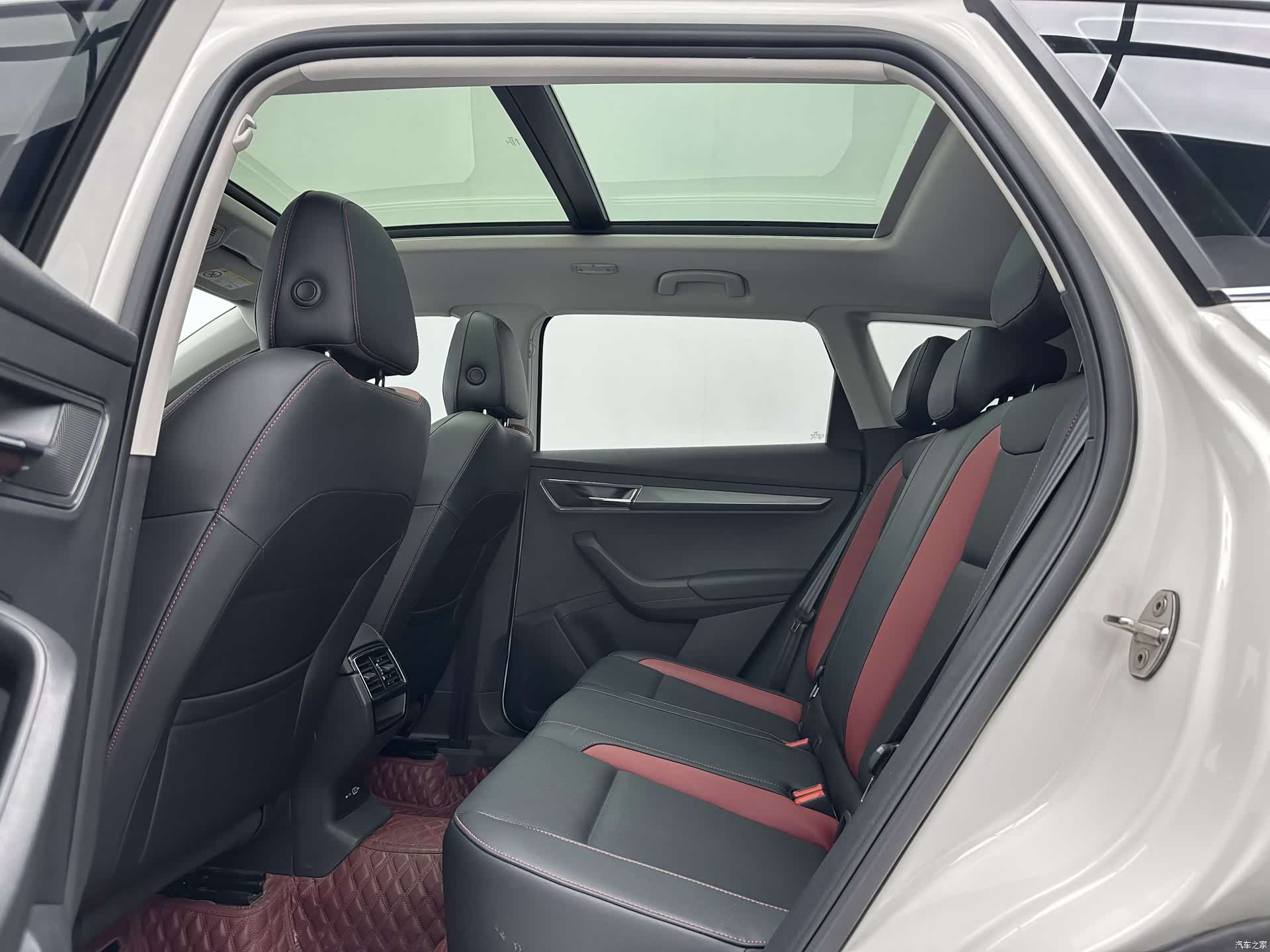 Skoda Karoq, 2022 6