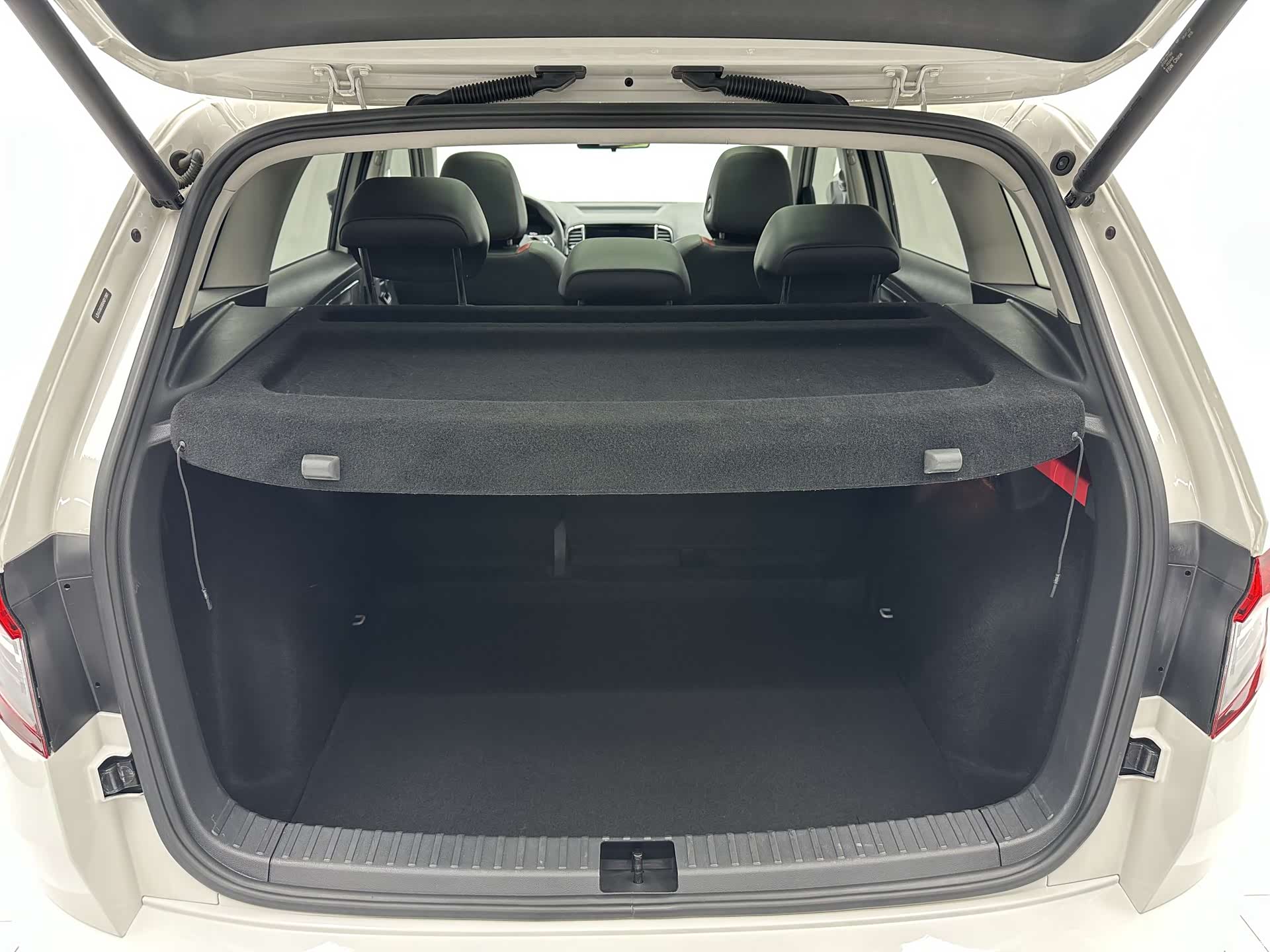 Skoda Karoq, 2022 18