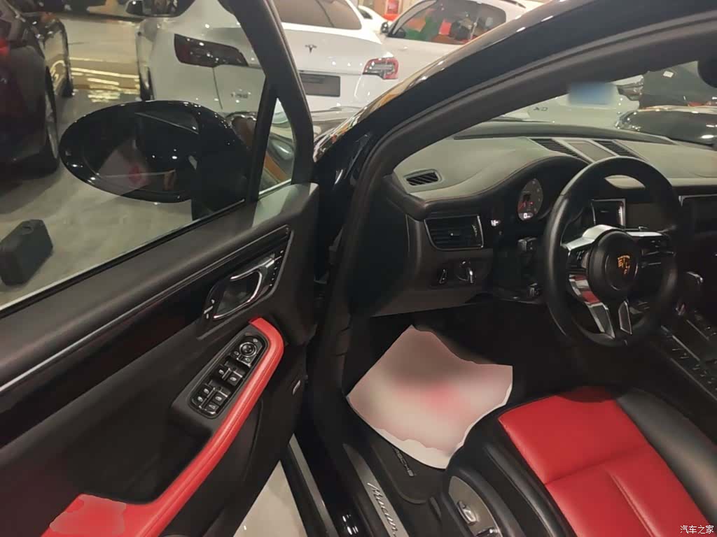 Porsche Macan, 2015 12
