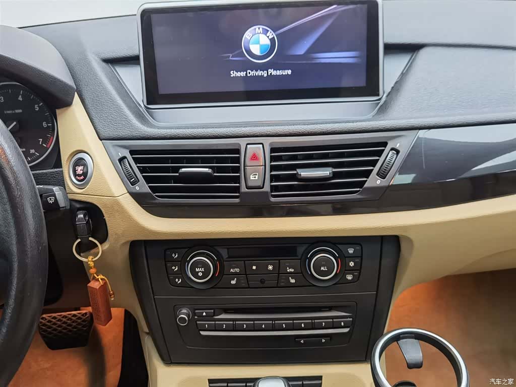 BMW X1, 2012 12