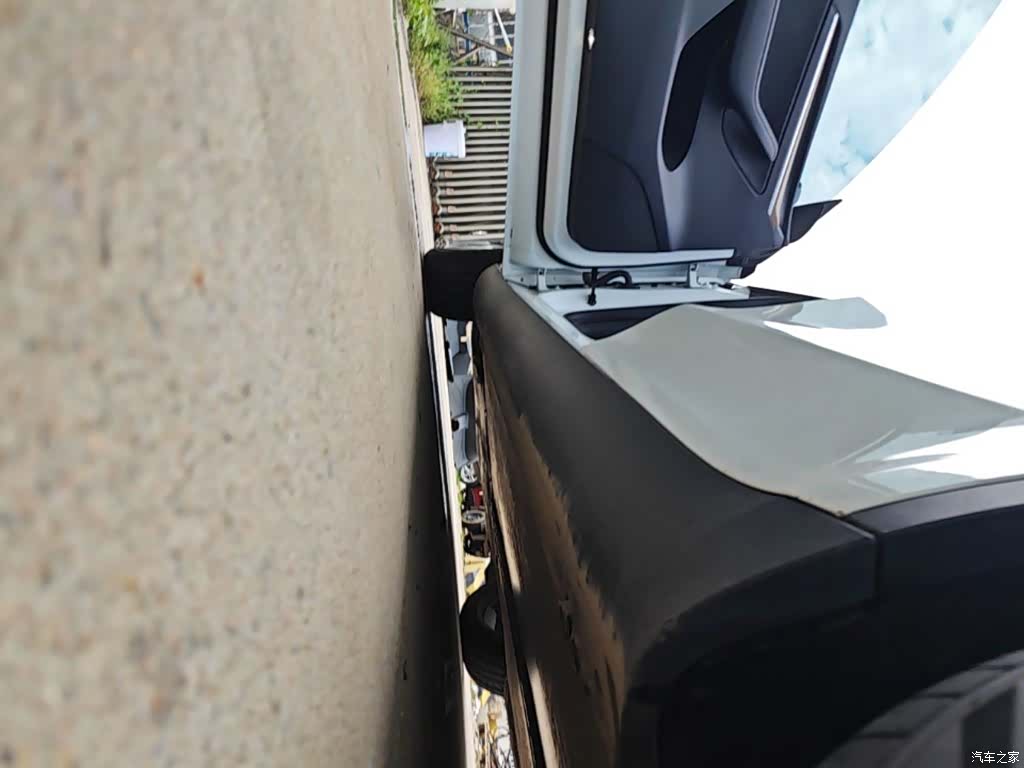 Tesla Model Y, 2023 22
