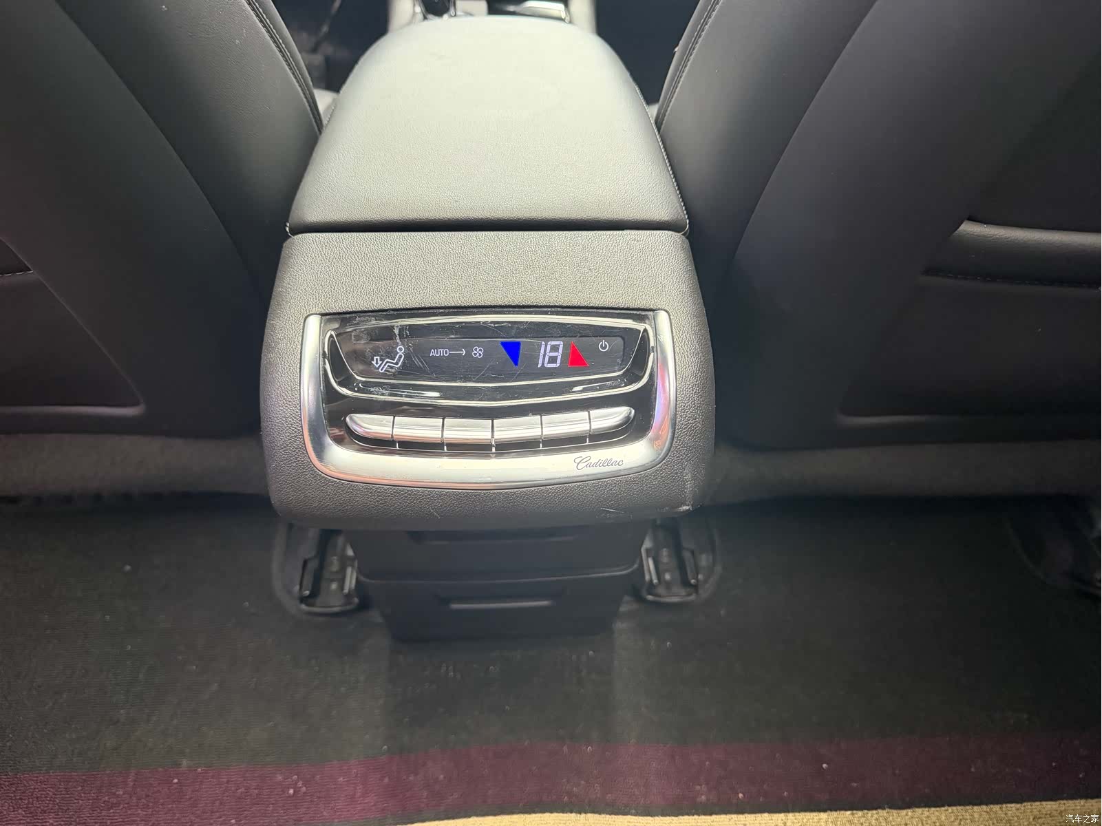 Cadillac XT6, 2020 8