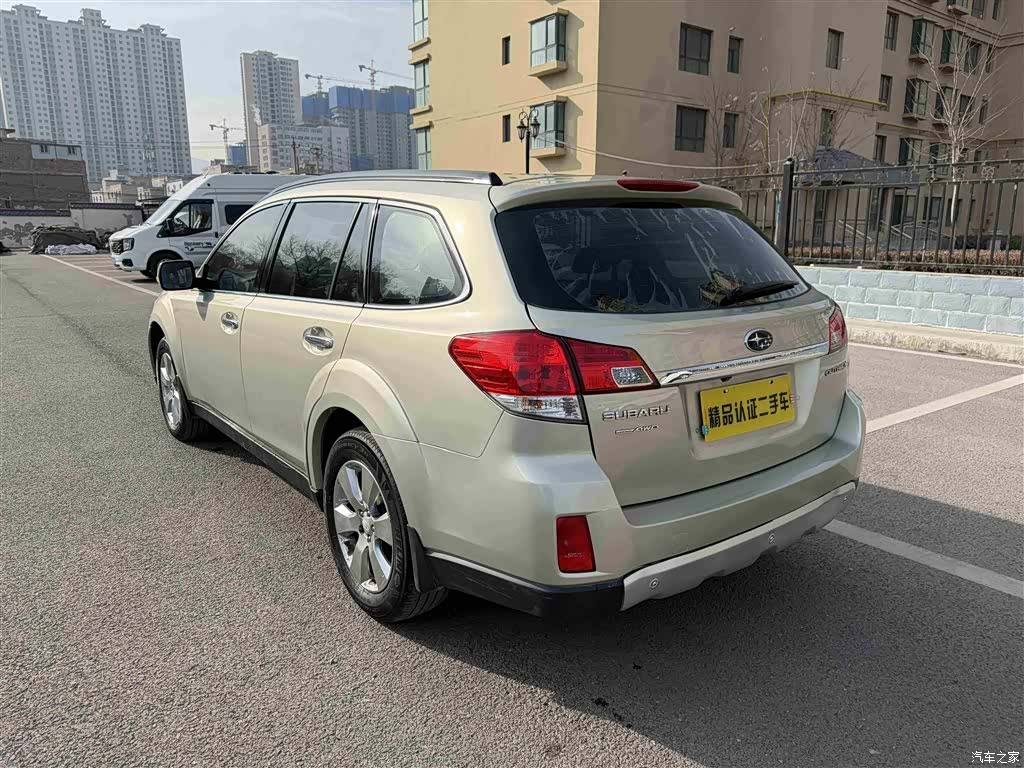 Subaru Outback, 2011 17
