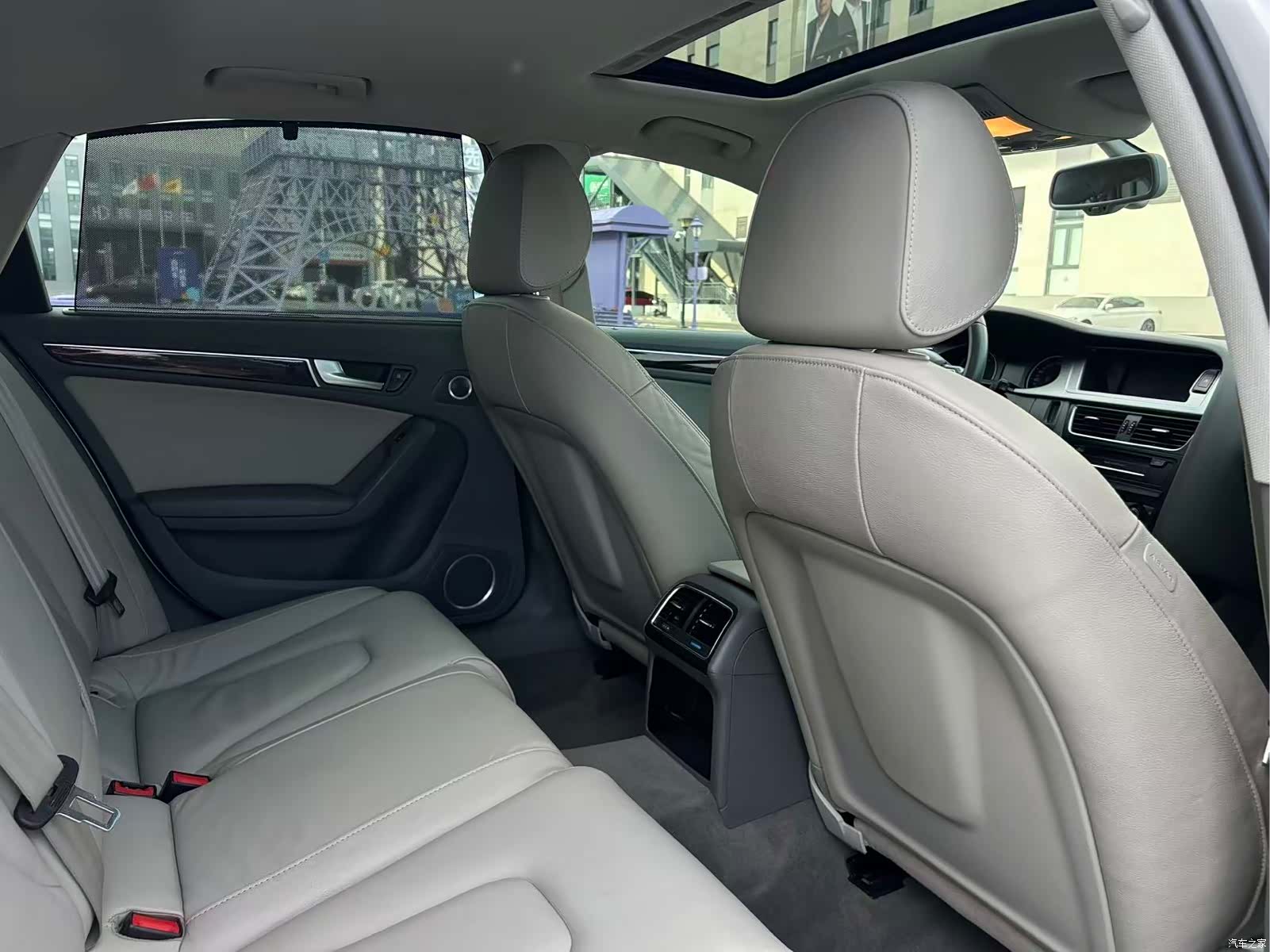 Audi A4L, 2011 8