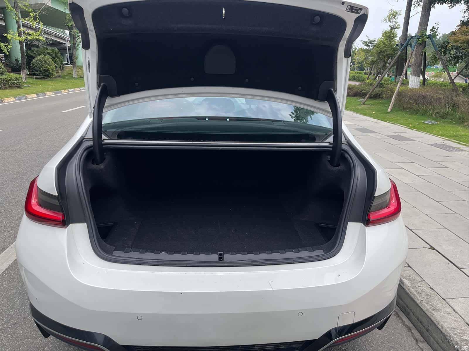 BMW i3, 2022 7