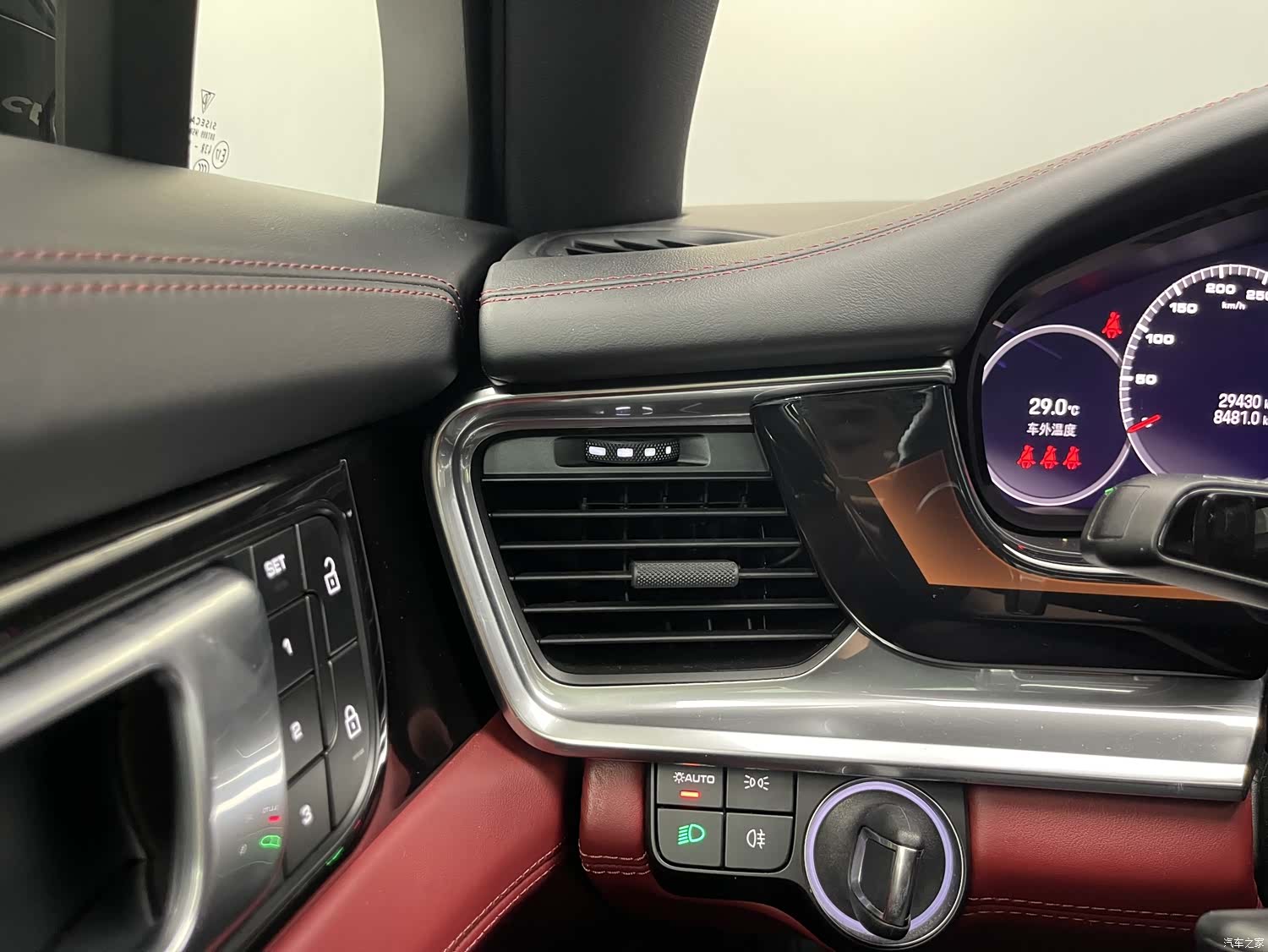 Porsche Panamera, 2023 26