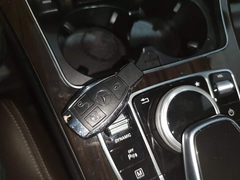 Mercedes-Benz GLC Mercedes-Benz GLC