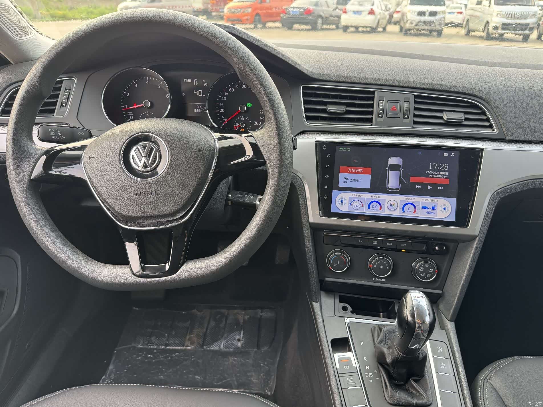 Volkswagen Lamando, 2016 14