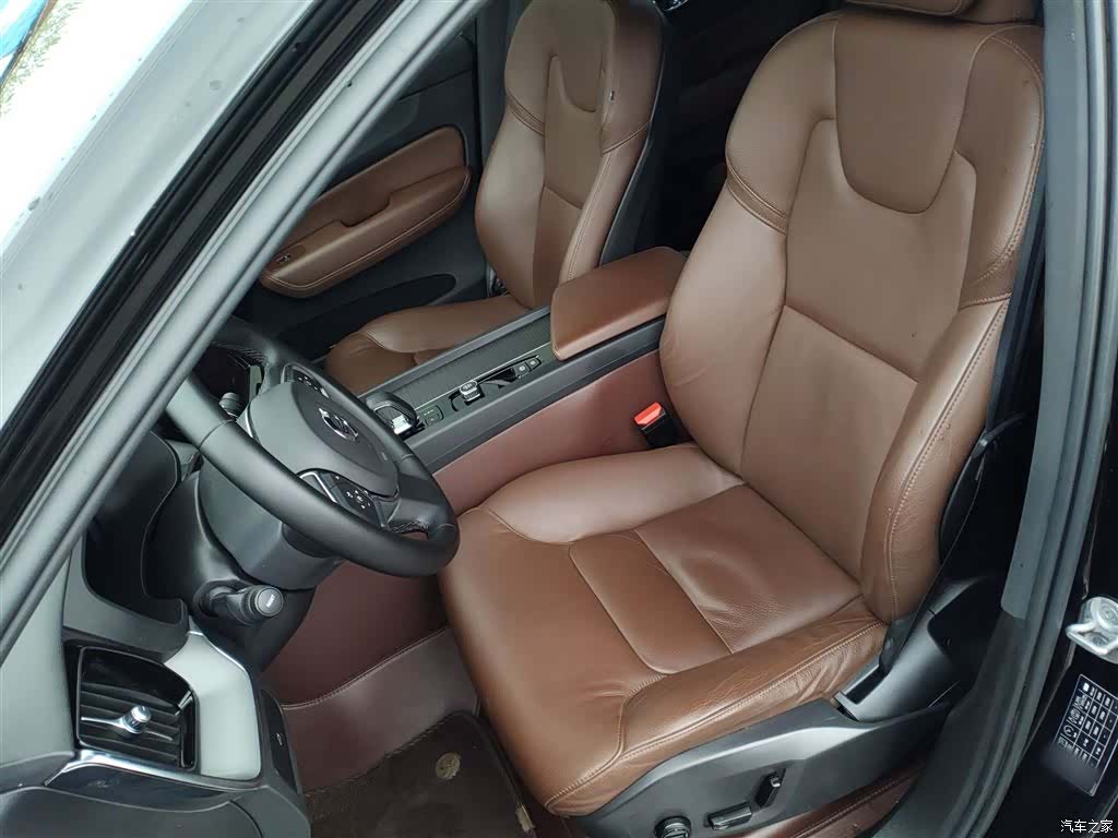 Volvo XC60, 2022 15