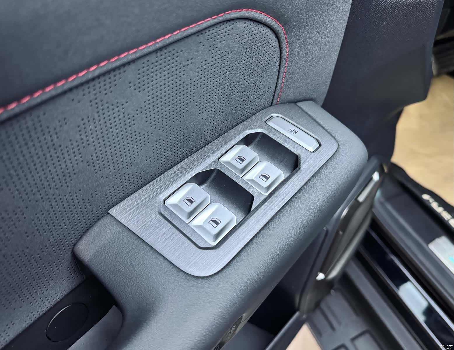 Jetour Traveller, 2023 17