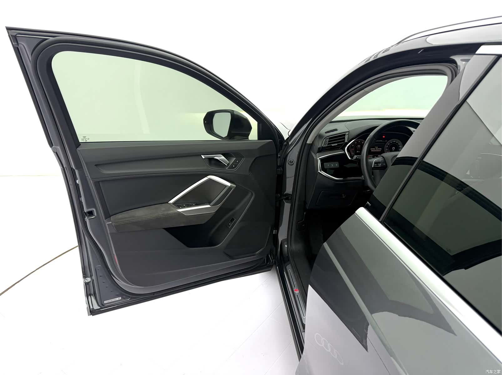 Audi Q3, 2022 21