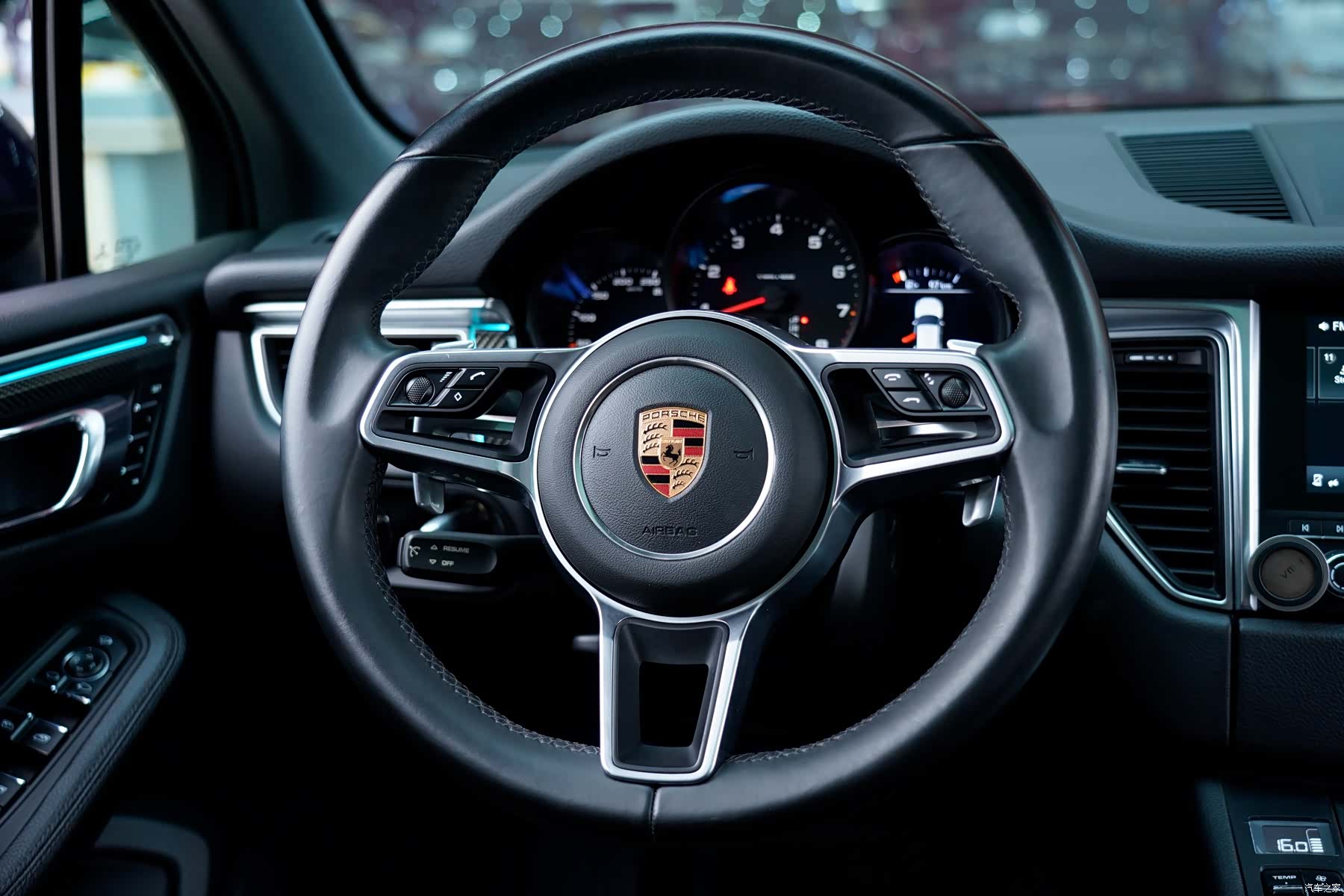 Porsche Macan, 2017 12