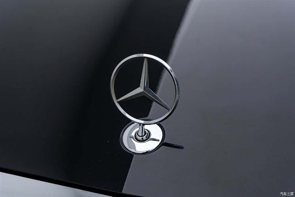 Mercedes-Benz E-Class, 2019 9