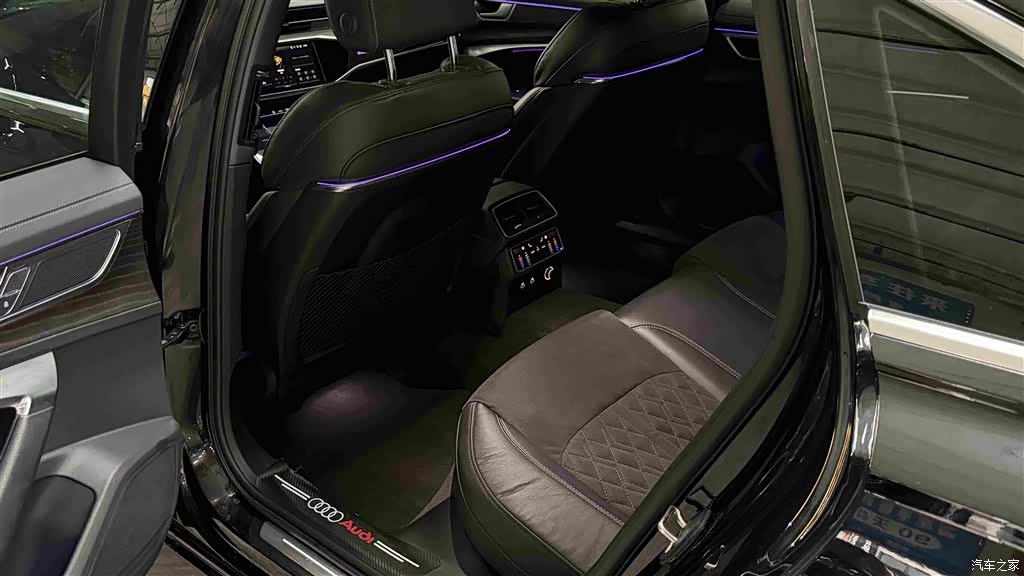 Audi A6L, 2023 15