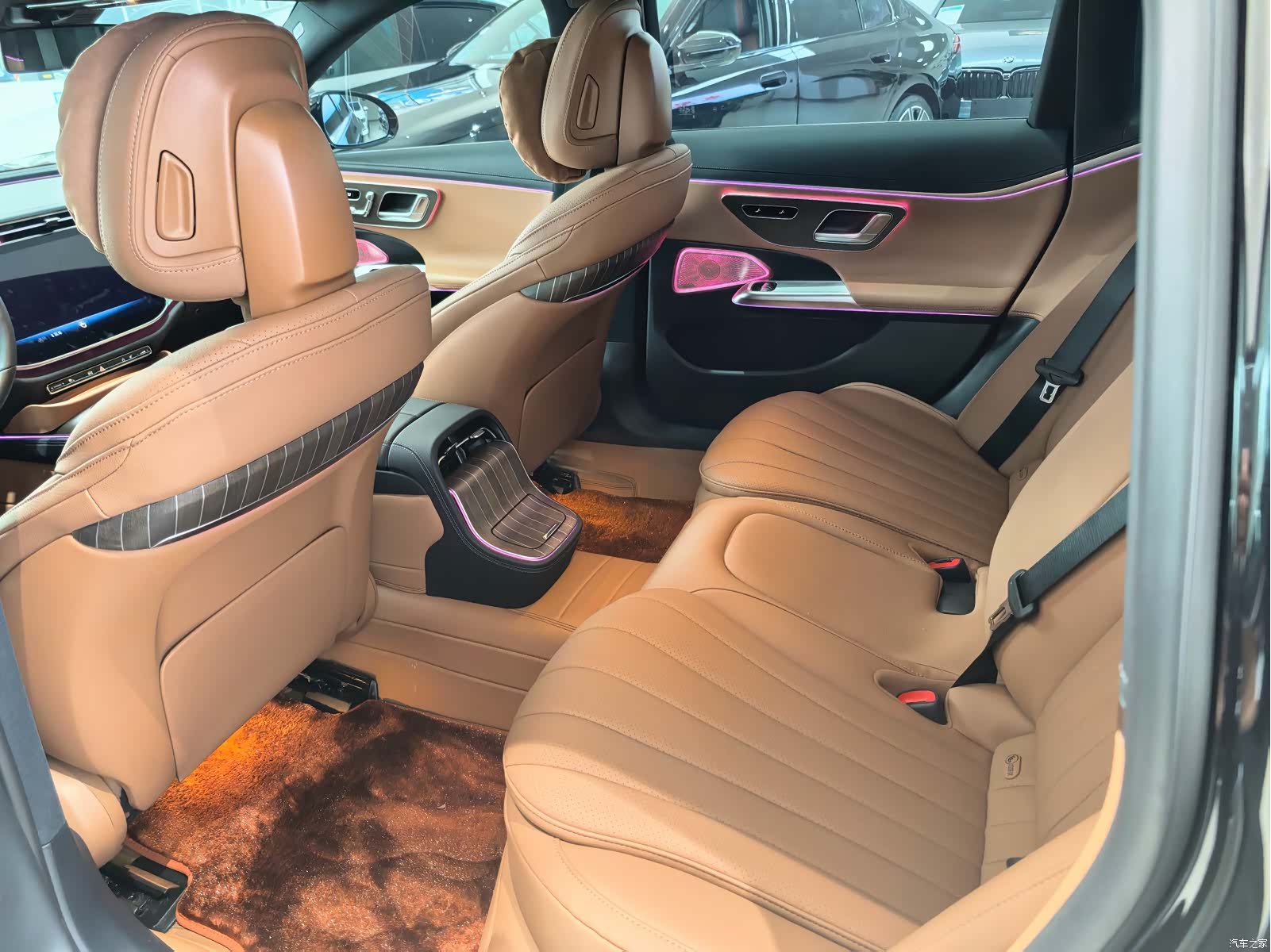 Mercedes-Benz E-Class, 2025 7