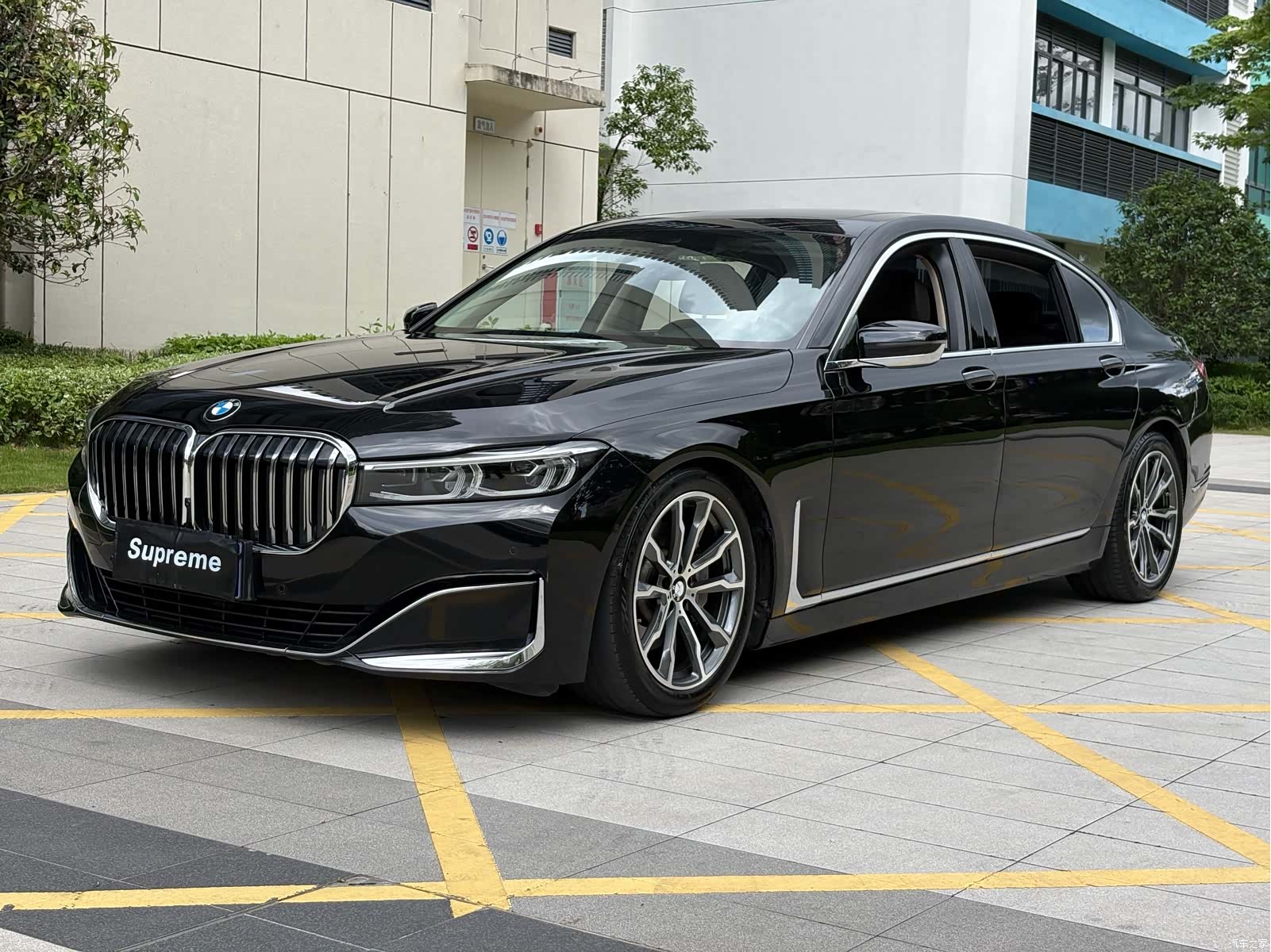 BMW 7 Series, 2020 1