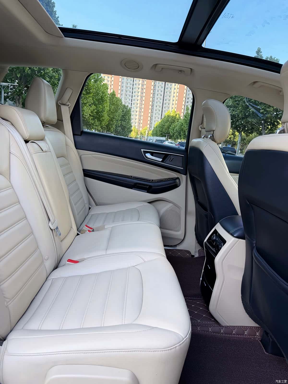 Ford Edge, 2015 11