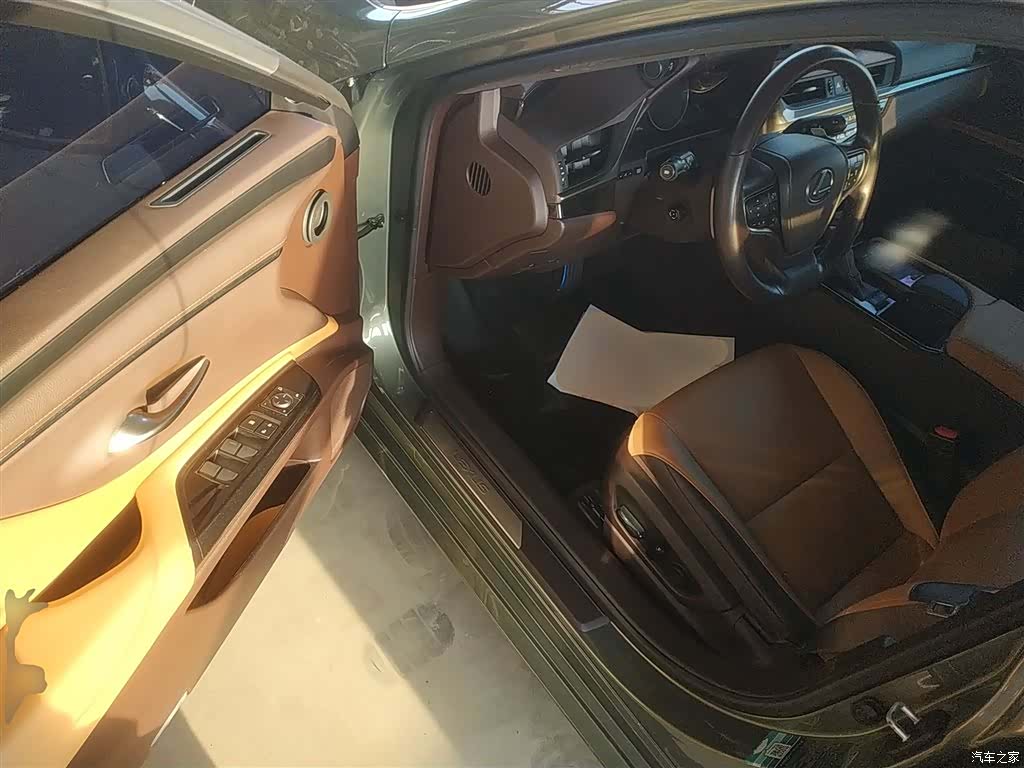 Lexus ES, 2020 19