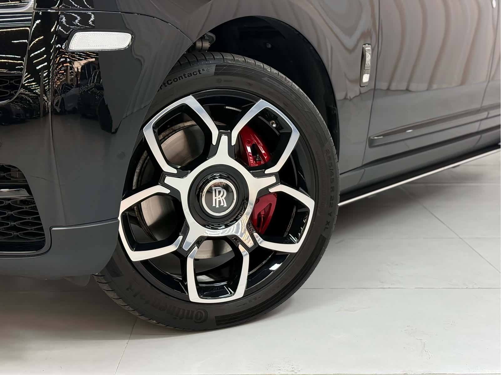 Rolls-Royce Cullinan, 2022 7