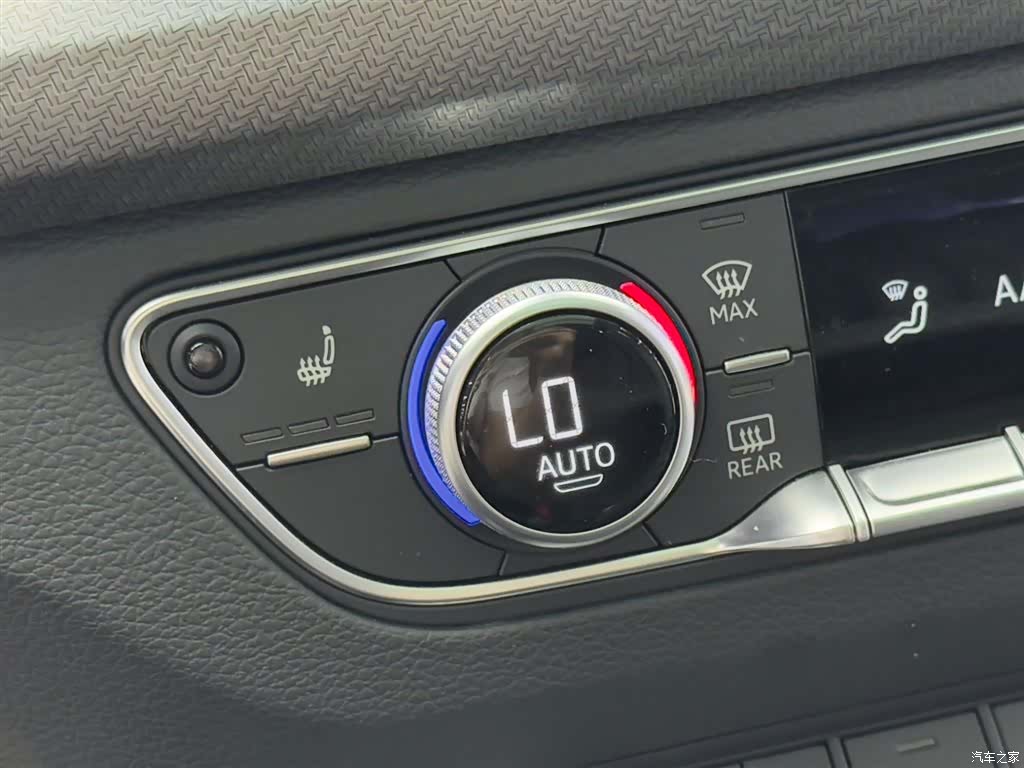 Audi Q5L, 2023 17
