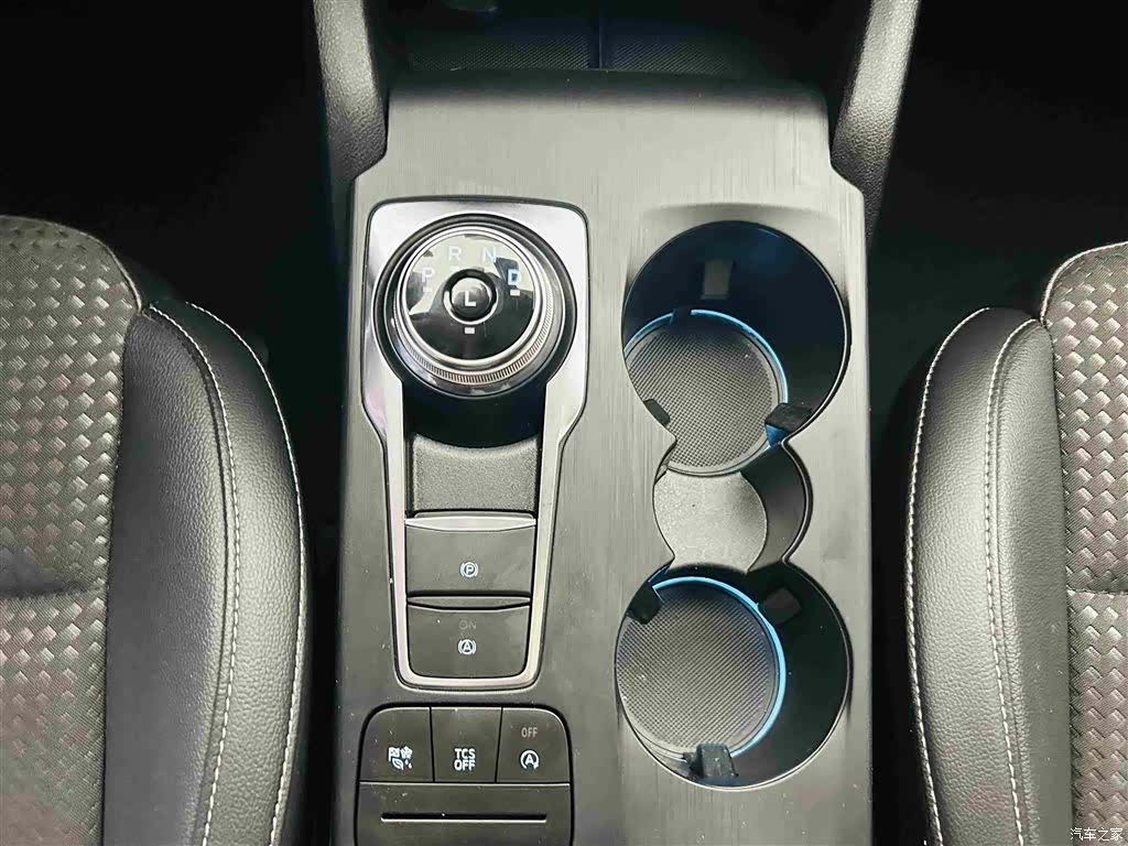 Ford Focus, 2020 17