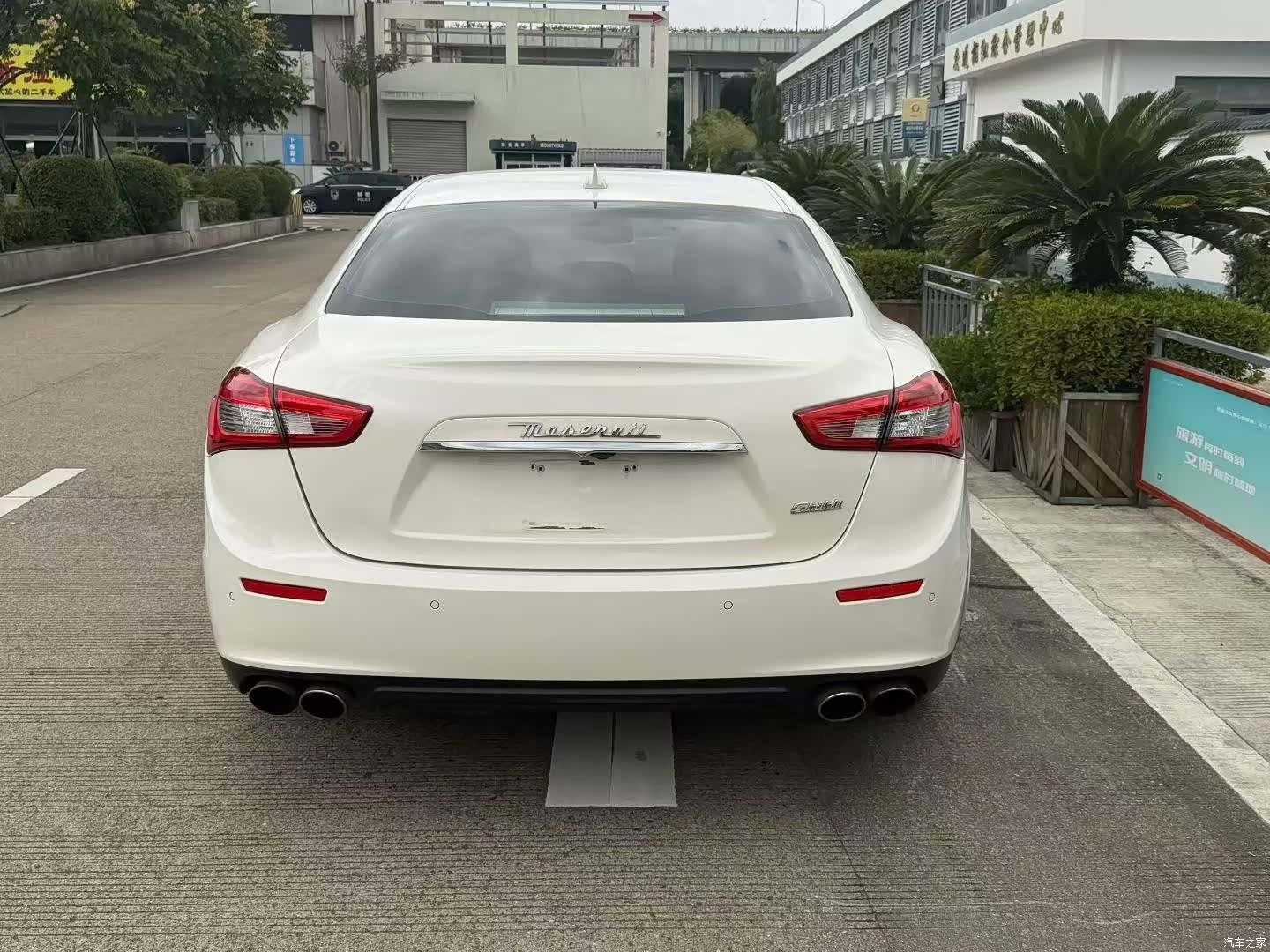Maserati Ghibli, 2016 8