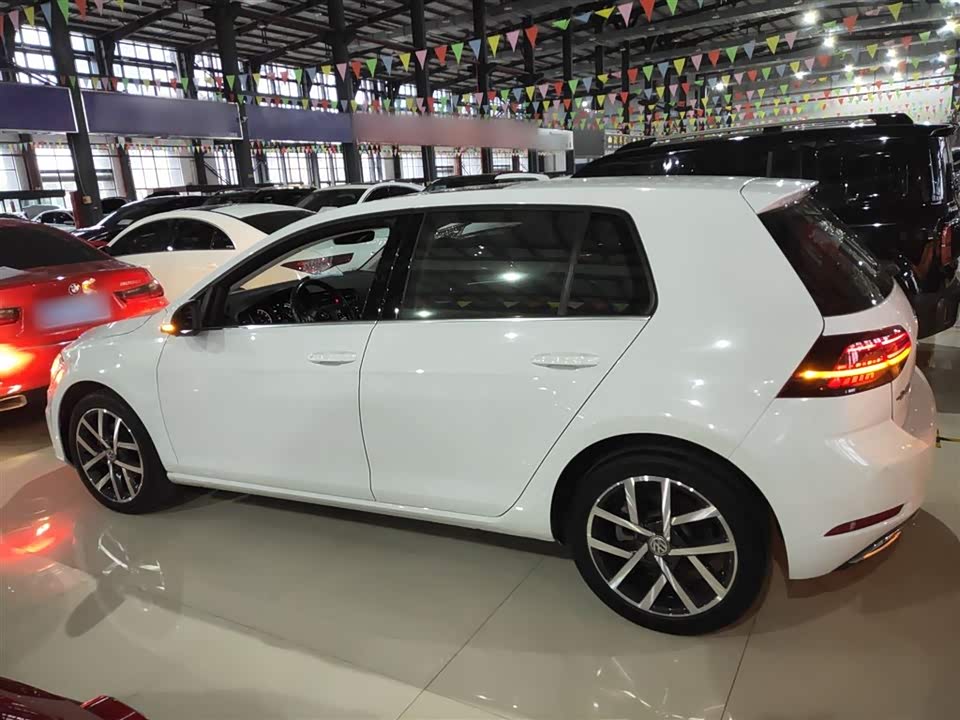 Volkswagen golf