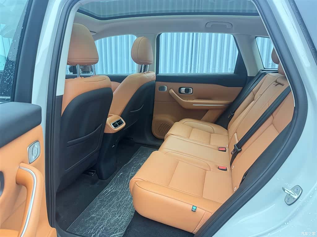 Leapmotor C10, 2025 9