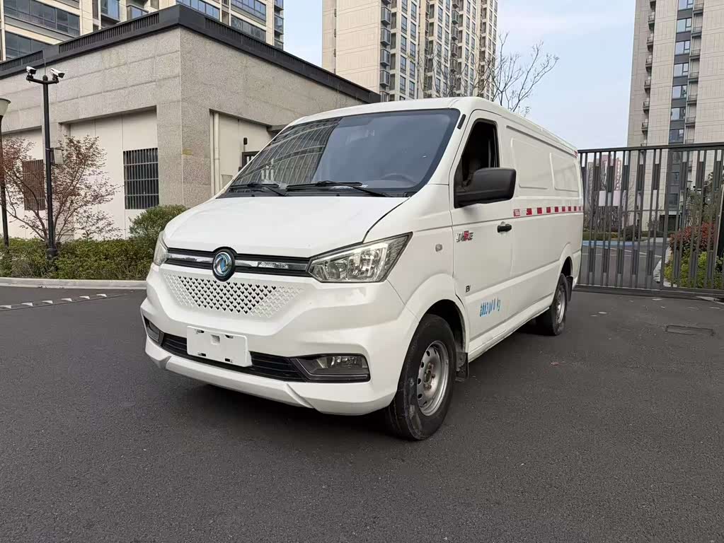 Dongfeng EM26