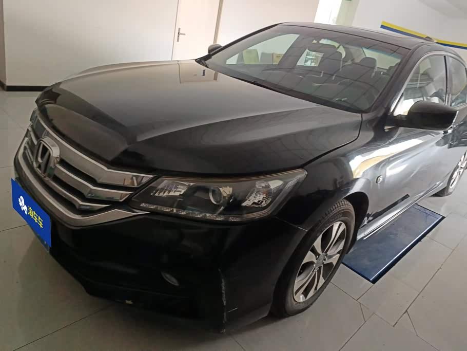 Honda Accord 2014 2.0L EX Luxury