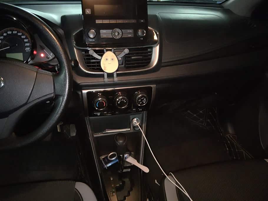 Toyota YARiS L Zhixuan