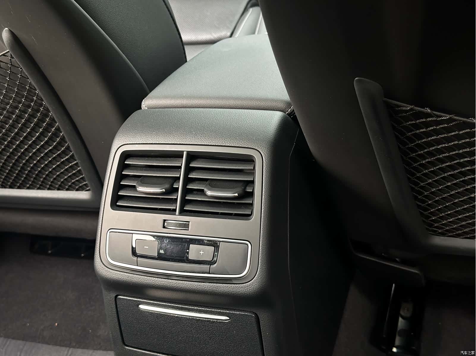 Audi A4L, 2022 21