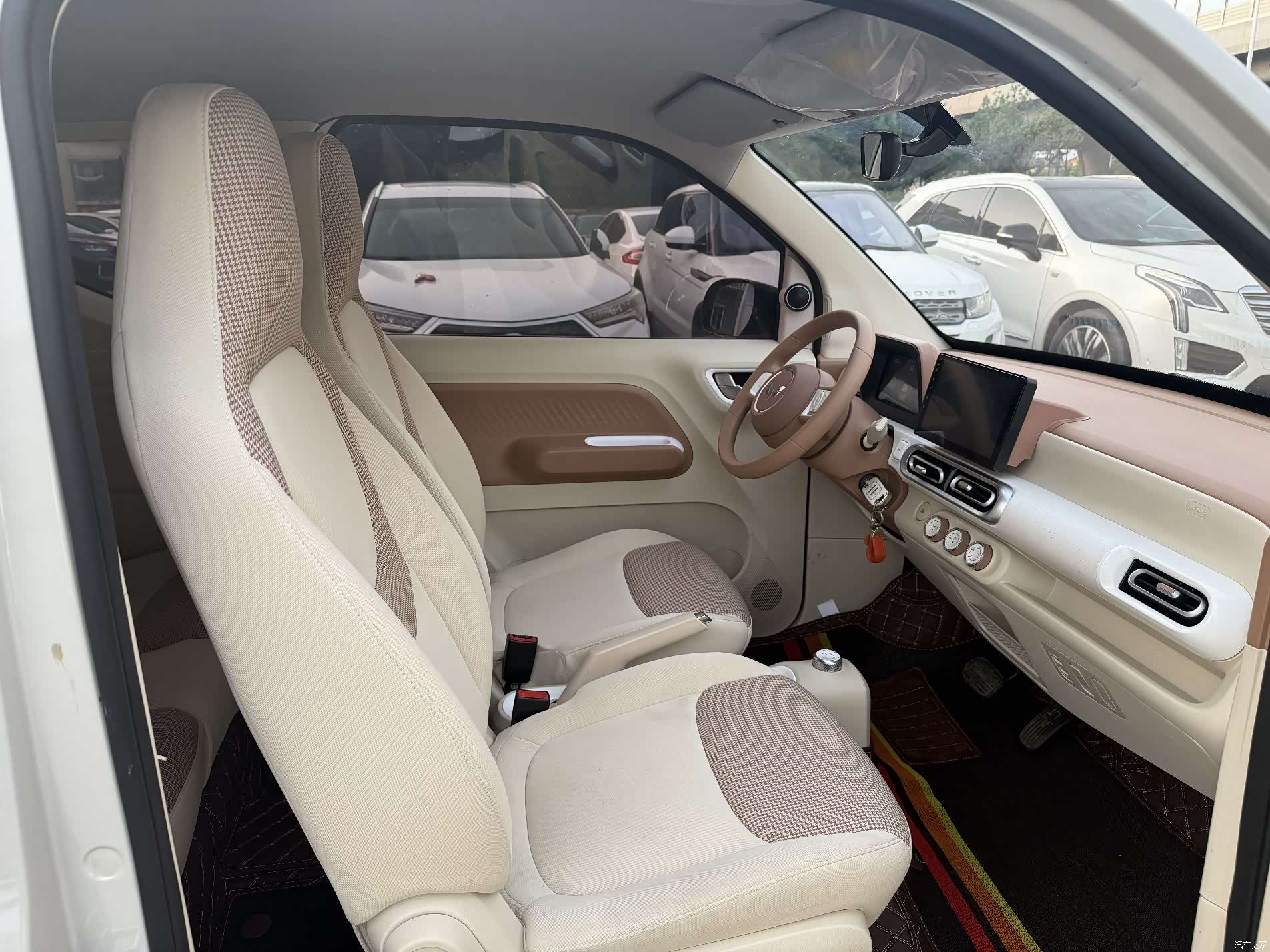 Wuling MINIEV, 2024 6